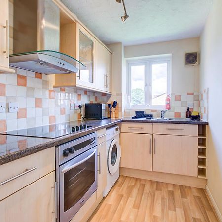 Dalton Plaza Apartment London Bagian luar foto