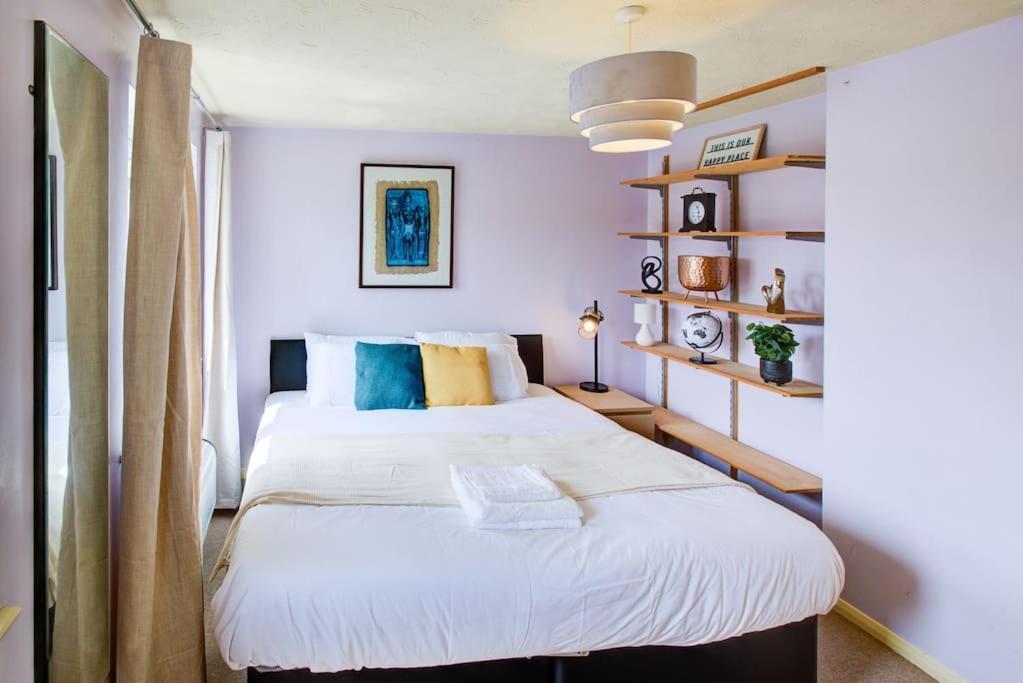 Dalton Plaza Apartment London Bagian luar foto