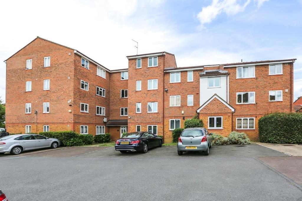 Dalton Plaza Apartment London Bagian luar foto